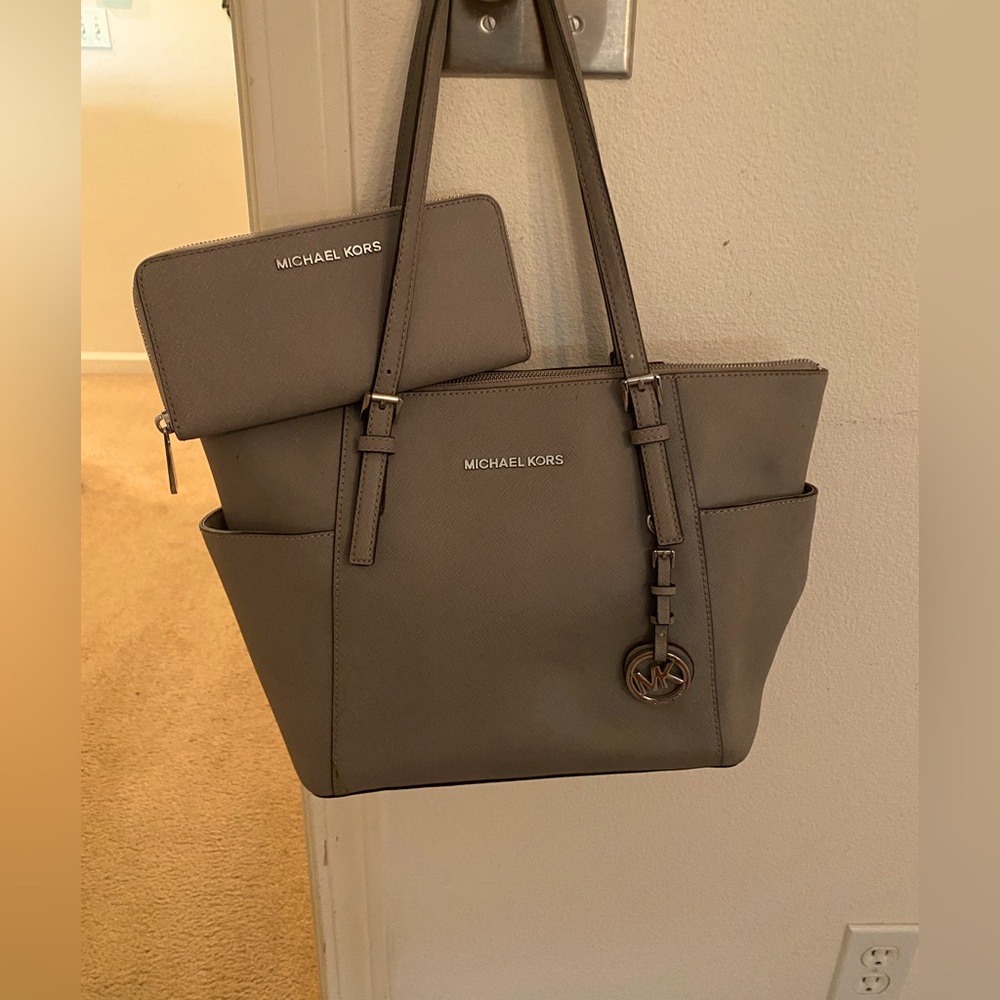 Michael Kors matching Purse & Wallet